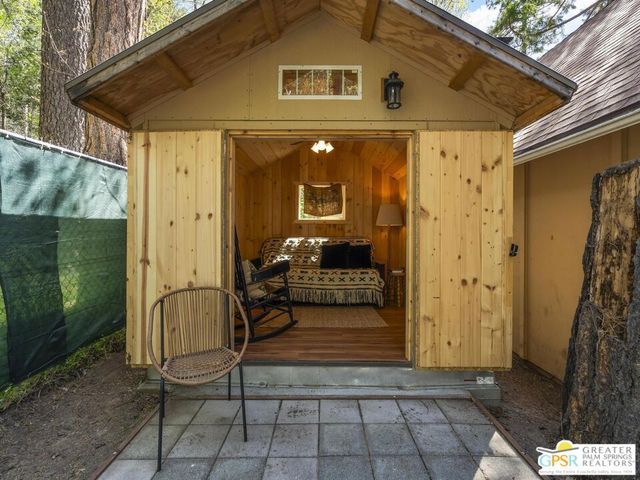 54915 S Circle Drive, Idyllwild, CA 92549