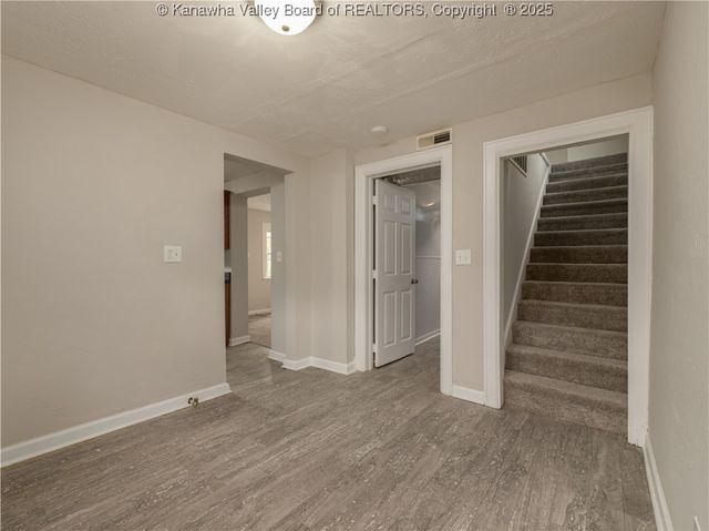 1102 Rosalie Drive, Charleston, WV 25302