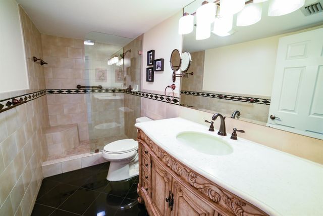 14823 Cumberland Drive 202, Delray Beach, FL 33446