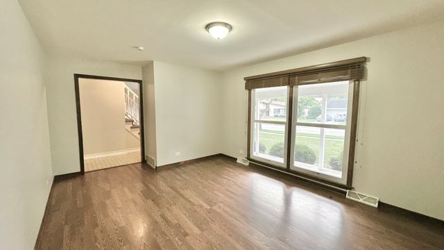 2931 Sunset Avenue, Flossmoor, IL 60422