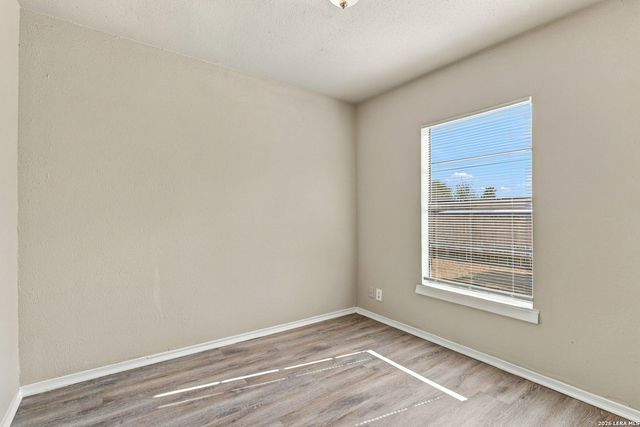 9602 Vale, San Antonio, TX 78245