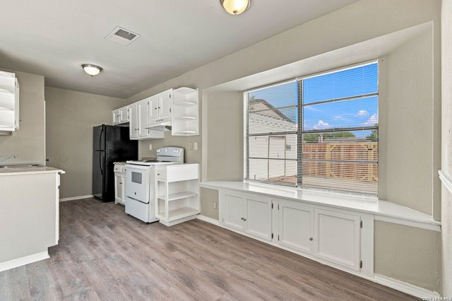 9602 Vale, San Antonio, TX 78245