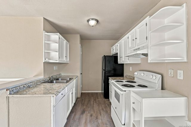 9602 Vale, San Antonio, TX 78245