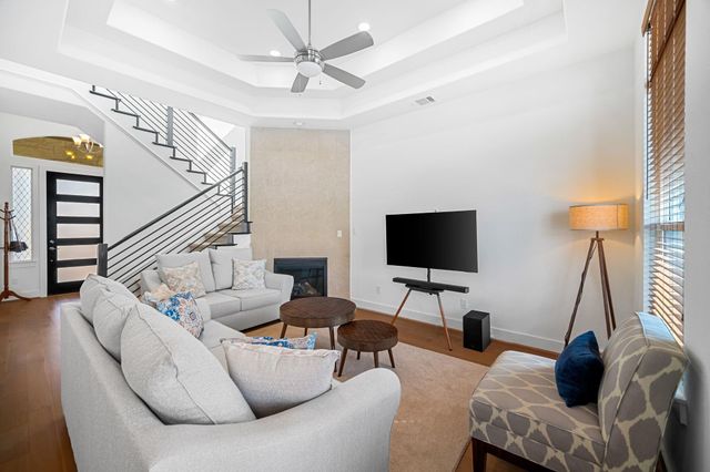 303 Cartwheel BND, Austin, TX 78738