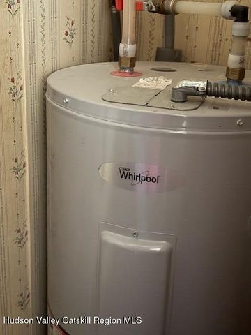 6 New York Street Street 6, Port Ewen, NY 12417