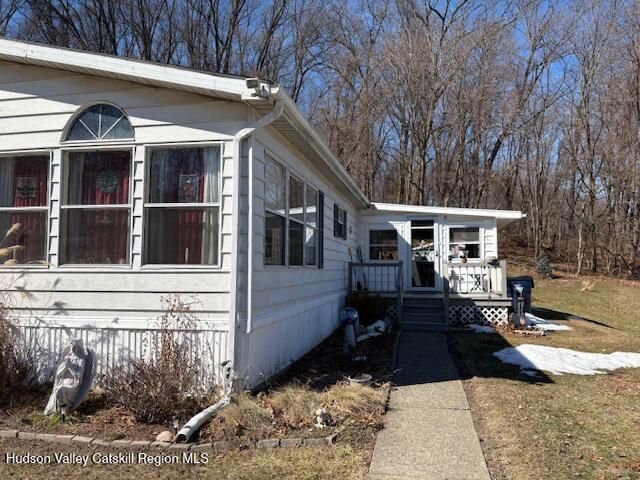 6 New York Street Street 6, Port Ewen, NY 12417