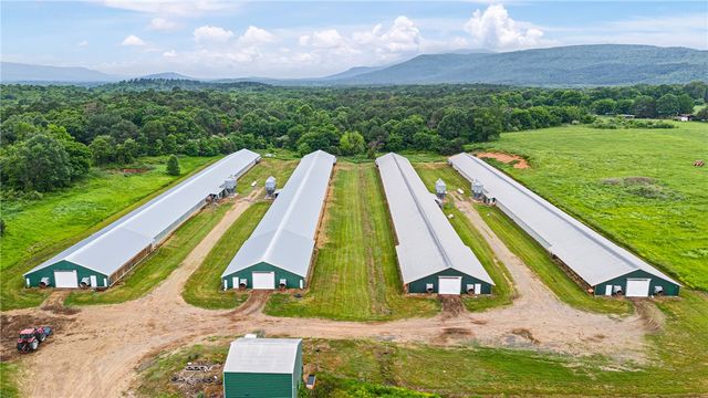 11221 Highland Road, Havana, AR 72842