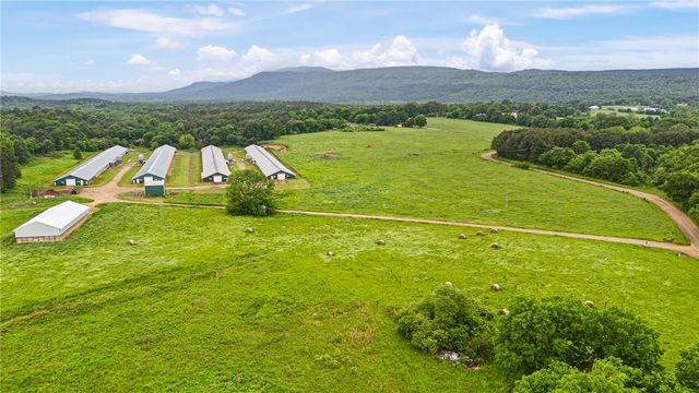 11221 Highland Road, Havana, AR 72842