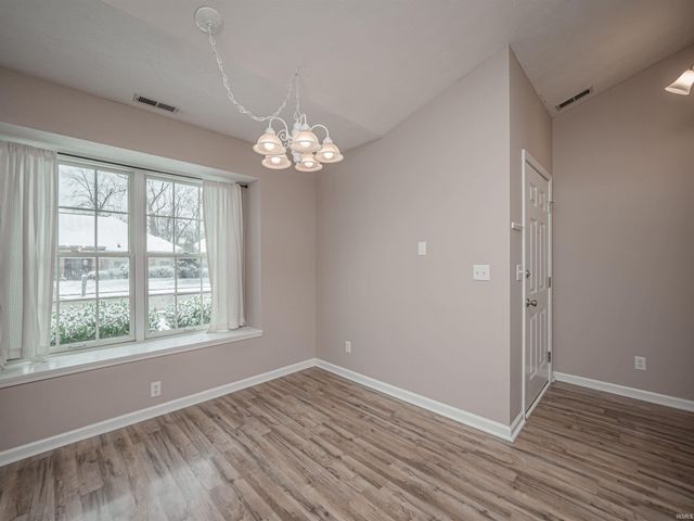 320 Hunters Green, Evansville, IN 47711