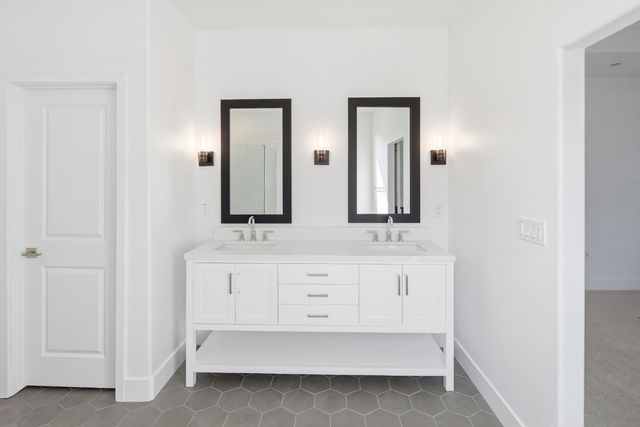 8053 Cottonwood Drive, Friant, CA 93626