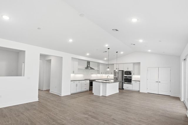 8053 Cottonwood Drive, Friant, CA 93626