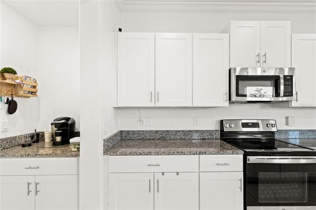 31865 BLUE PASSING LOOP, Wesley Chapel, FL 33545