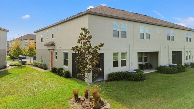 31865 BLUE PASSING LOOP, Wesley Chapel, FL 33545