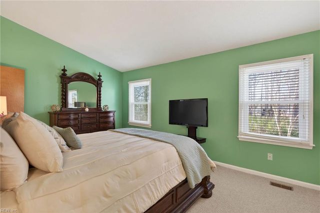 4 Covenant CT, Hampton, VA 23666