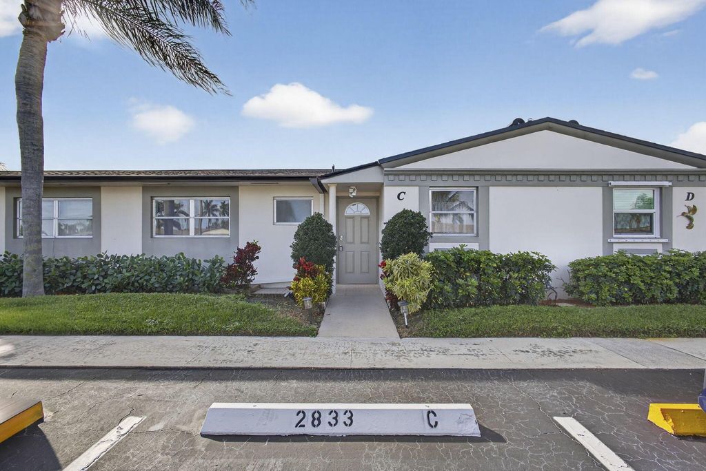 2833 Crosley Drive W C, West Palm Beach, FL 33415