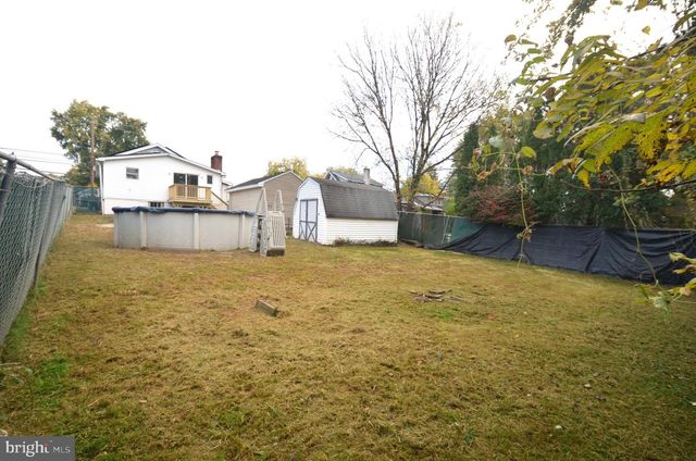 804 W STATE ST, Coopersburg, PA 18036