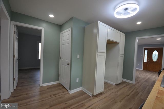 804 W STATE ST, Coopersburg, PA 18036