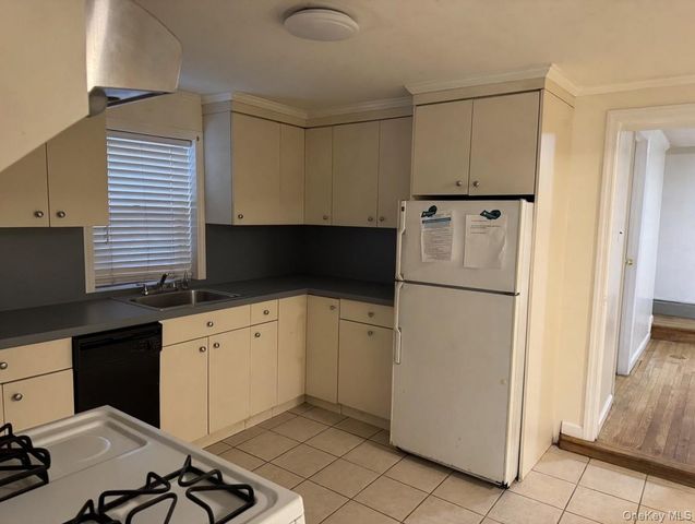 189 Elm Street 1, Yonkers, NY 10701