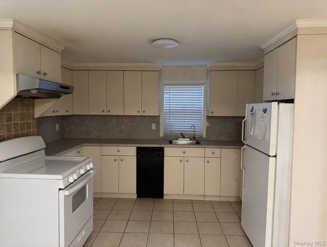 189 Elm Street 1, Yonkers, NY 10701