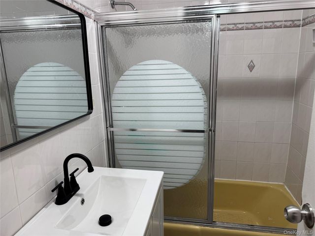 189 Elm Street 1, Yonkers, NY 10701