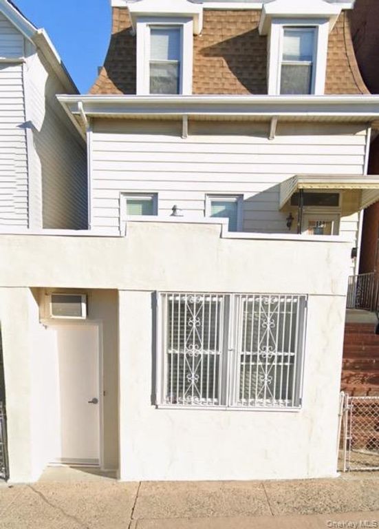 189 Elm Street 1, Yonkers, NY 10701