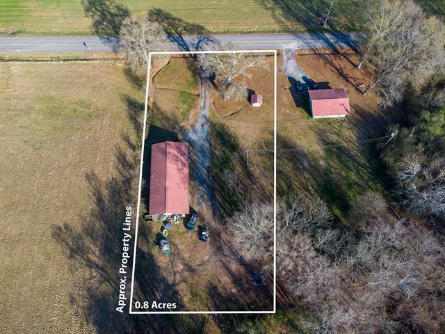 2227 Cave Hollow Rd, Dalton, GA 30721