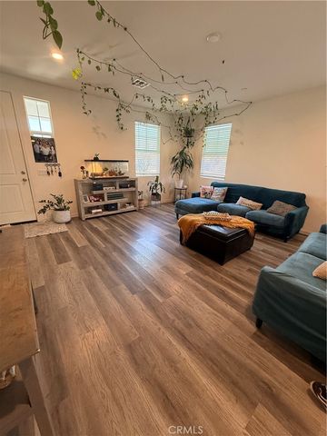 27006 Madison Court, Hemet, CA 92544