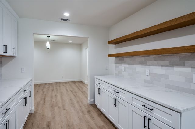 3772 Weeburn Drive, Dallas, TX 75229