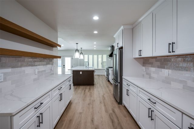 3772 Weeburn Drive, Dallas, TX 75229