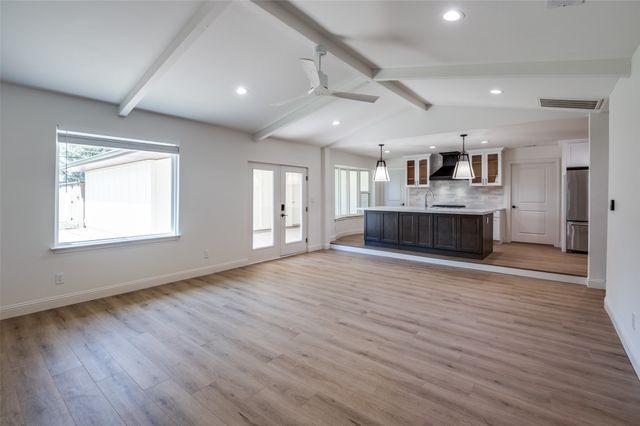 3772 Weeburn Drive, Dallas, TX 75229