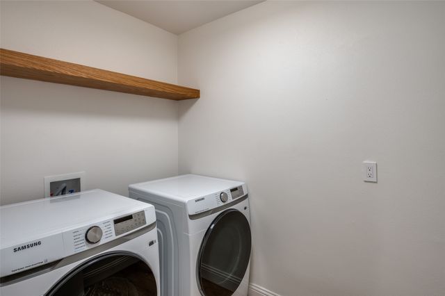 3772 Weeburn Drive, Dallas, TX 75229