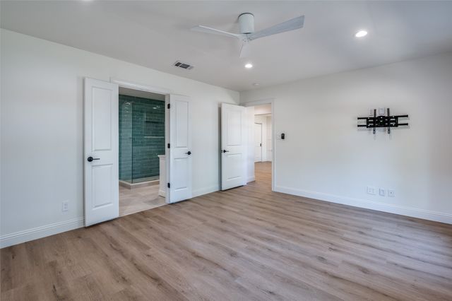 3772 Weeburn Drive, Dallas, TX 75229