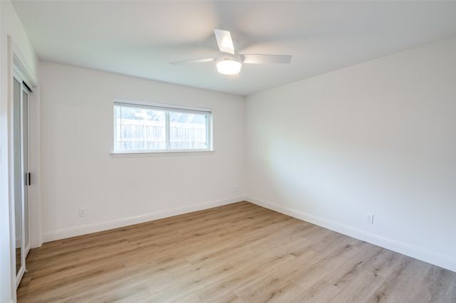 3772 Weeburn Drive, Dallas, TX 75229