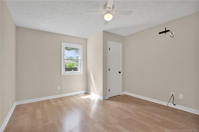 3236 Periwinkle Drive, Fayetteville, NC 28306