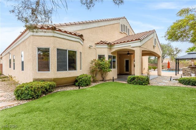 6311 Buzz Aldrin Drive, Las Vegas, NV 89149