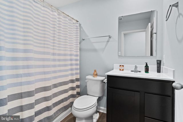 64 FLUORITE DR, Chambersburg, PA 17202