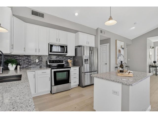 8266 E 24th Dr, Denver, CO 80238