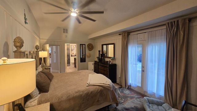 1639 COLONIAL RD, Memphis, TN 38117