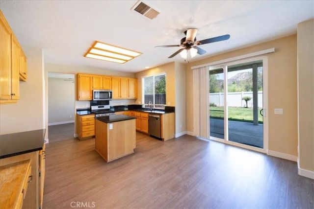 25326 Chesterfield Lane, Wildomar, CA 92595
