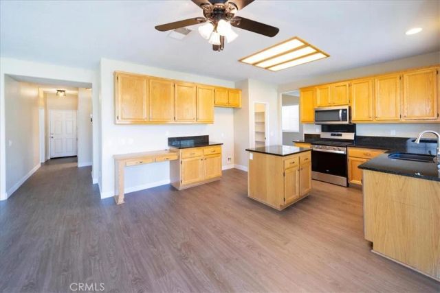 25326 Chesterfield Lane, Wildomar, CA 92595