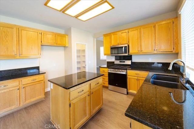 25326 Chesterfield Lane, Wildomar, CA 92595