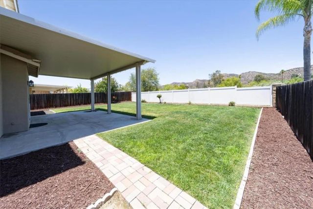 25326 Chesterfield Lane, Wildomar, CA 92595