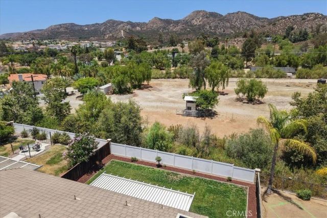 25326 Chesterfield Lane, Wildomar, CA 92595