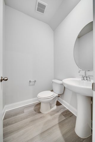 204 Douglas Bend Rd Unit 404, Gallatin, TN 37066