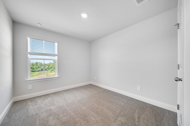 204 Douglas Bend Rd Unit 404, Gallatin, TN 37066