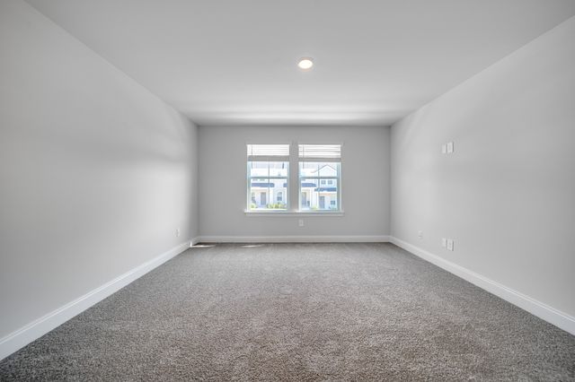 204 Douglas Bend Rd Unit 404, Gallatin, TN 37066