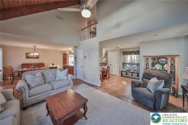 319 West Windsor Road, Chestnuthill Twp, PA 18353