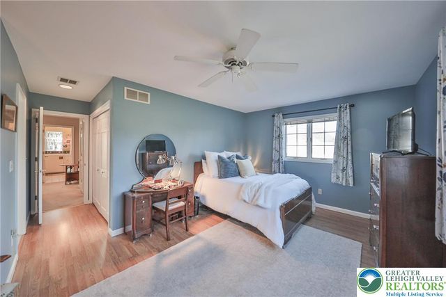 319 West Windsor Road, Chestnuthill Twp, PA 18353