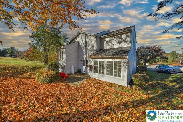 319 West Windsor Road, Chestnuthill Twp, PA 18353