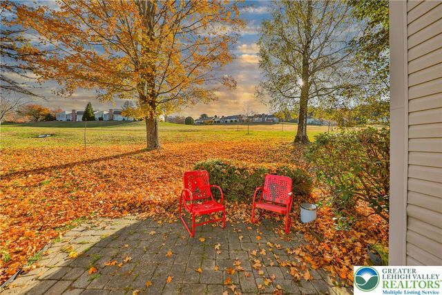 319 West Windsor Road, Chestnuthill Twp, PA 18353